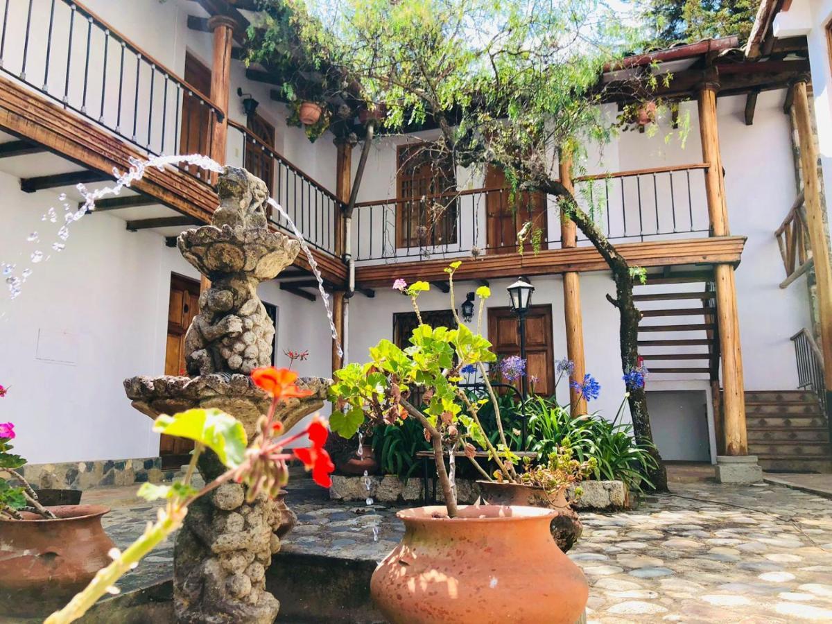 Hotel El Patio De Monterrey ワラス エクステリア 写真